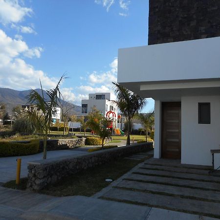 Hermosa Casa En Orilla Del Lago -Zona De Villedos- San Cristobal Zapotitlan エクステリア 写真